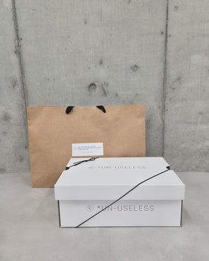 UN-USELESS オリジナルギフトボックス