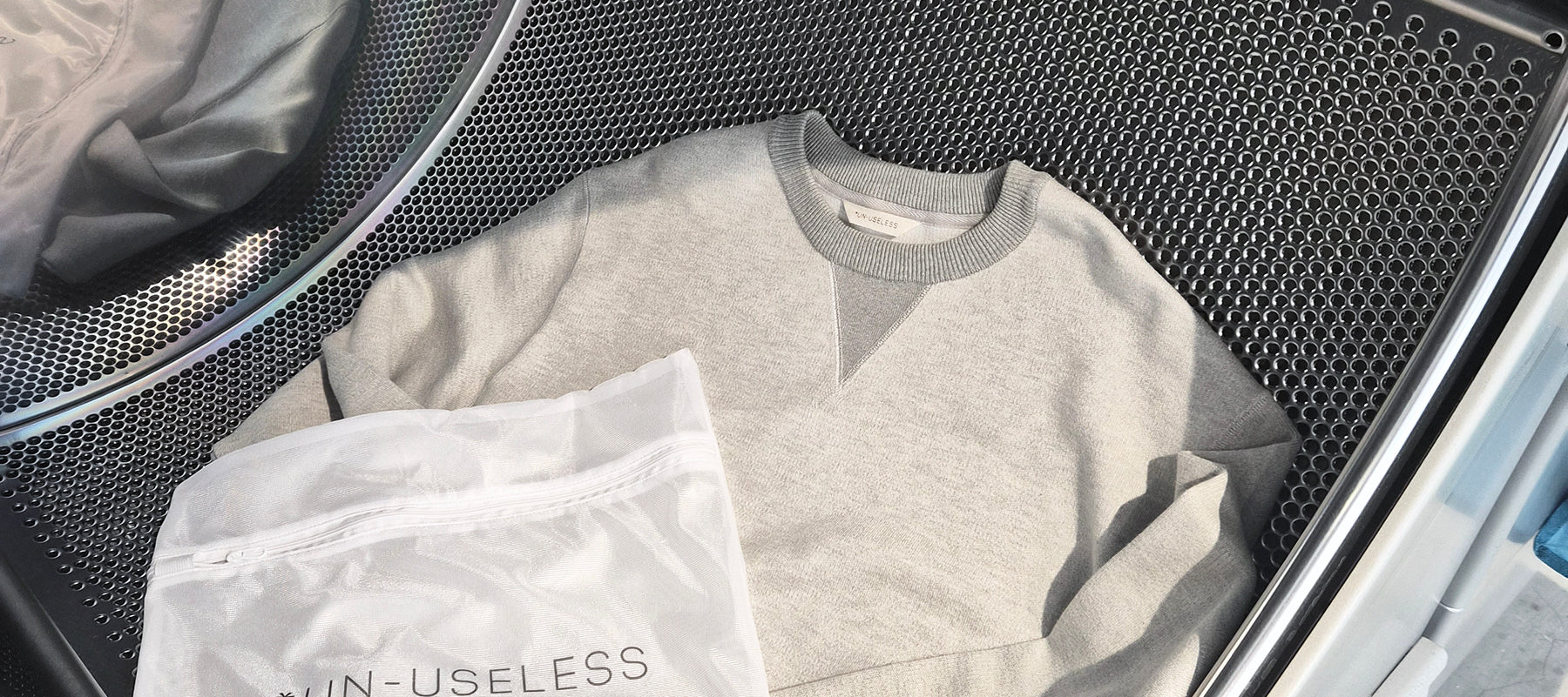 UN-USELESS（アンユースレス）｜10年着てもヘタれない洗えるタフな